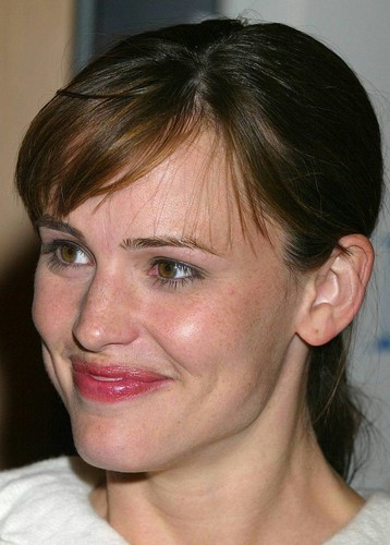  Jennifer in 2006
