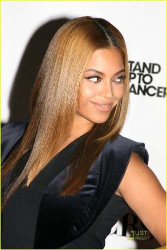 Beyonce - Fashion Rocks 2008