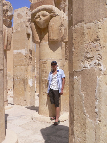  Luxor