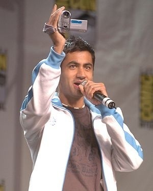 Kal Penn at Comic-Con 2004