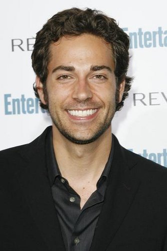  Zachary Levi at the 2008 Entertainment Weekly Emmy Pre-Party