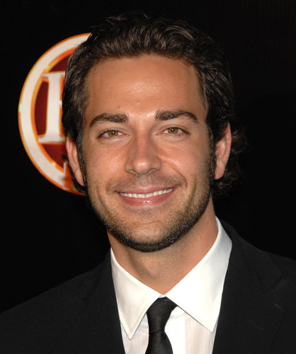  Zachary Levi at the Entertainment Tonight/People Emmy After-Party 2008