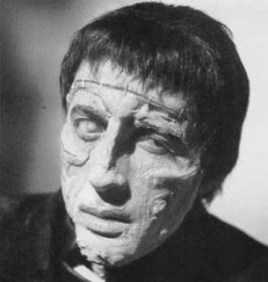  Christopher Lee in The Curse Of Frankenstein