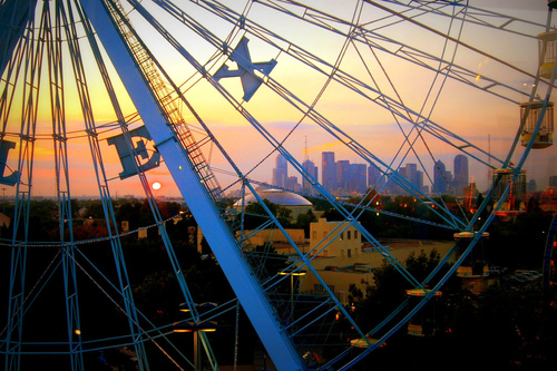  Ferris Wheel & Dallas Skyline
