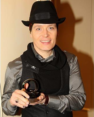  Adam Ant with his Q ikon award 2008