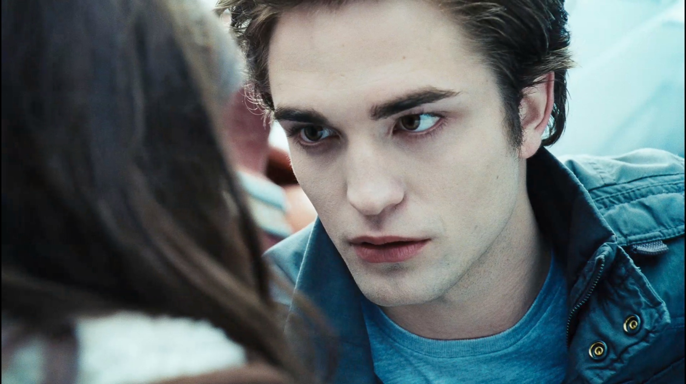 Bella/Edward Twilight trailer 3 HQ - Edward and Bella Image (2555896 ...